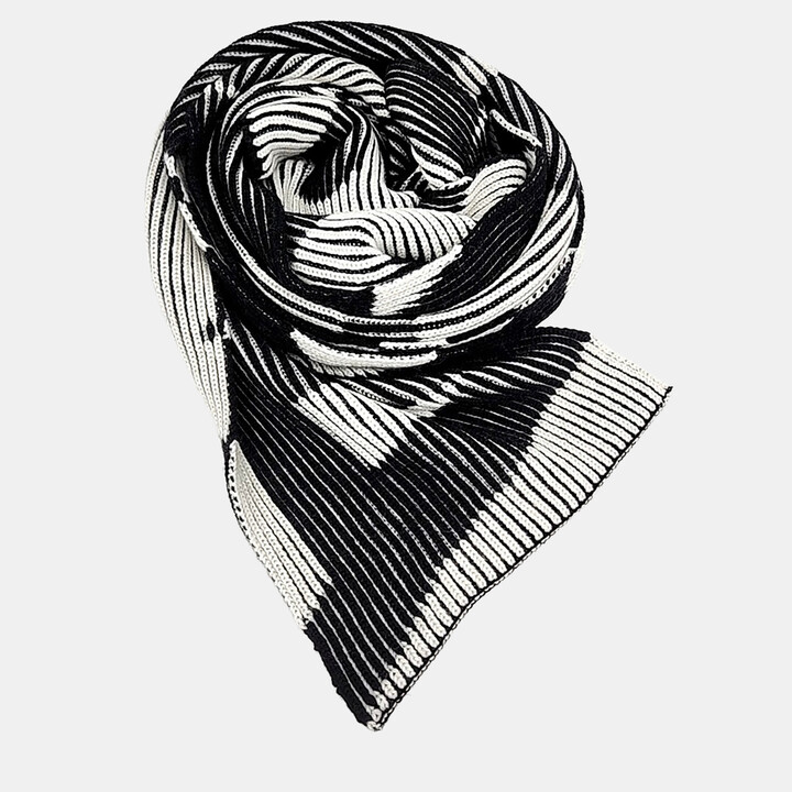 Balenciaga Black/White Wool Muffler