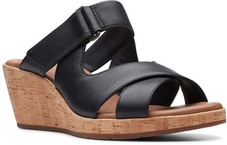 un plaza slide clarks