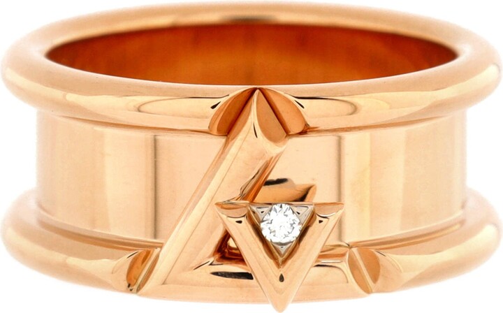 lv wedding ring