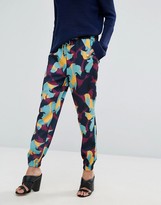 Thumbnail for your product : Jaeger Swirl Print Jogger