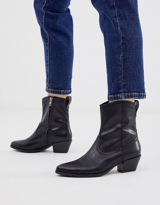 Vagabond Emily kitten heel ankle boots in black leather - ShopStyle