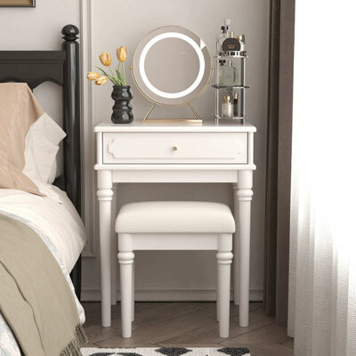 Zacklyo Vintage Solid Wood Dresser