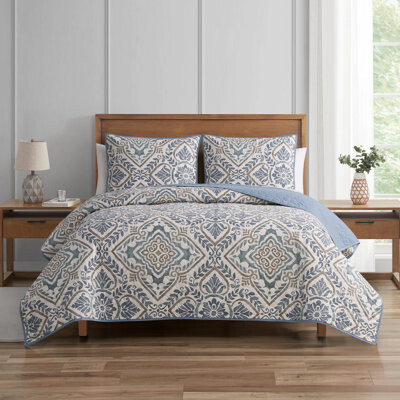 Highline Bedding Co. Sofia 3 Piece Quilt Set