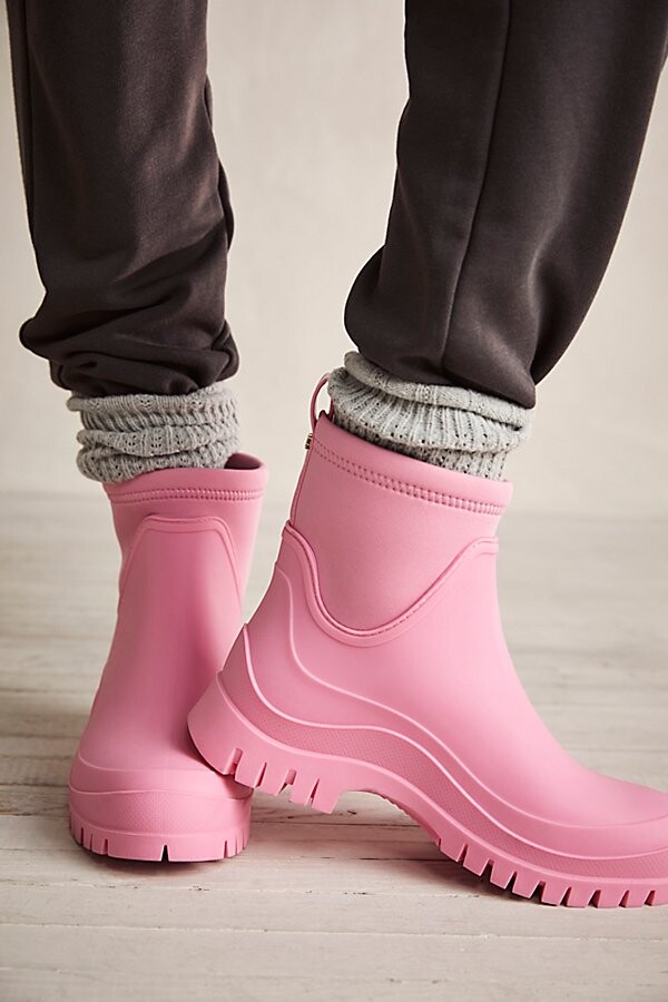 sam edelman pink boots