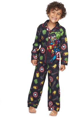 Boys 8-20 Marvel Avengers 2-Piece Flannel Pajama Set