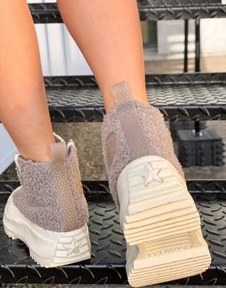 Converse Run Star Hike Hi sherpa trainers in vapor mauve - ShopStyle  Activewear