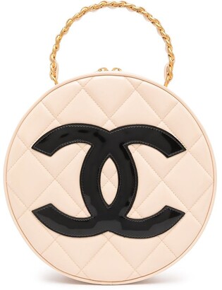Chanel Pre Owned 1995 CC diamond-quilted round bag - ShopStyle