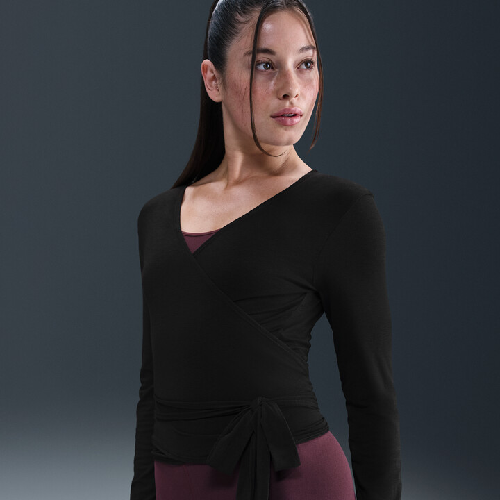 Nike Women's One Relaxed Dri-FIT Top in Black | HV3657-010