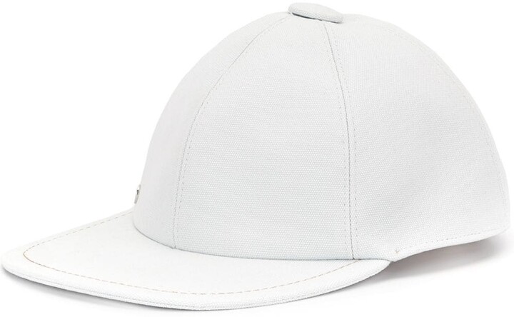baseball cap peak