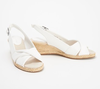earth white sandals