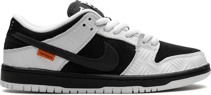 Nike x TIGHTBOOTH SB Dunk Low sneakers