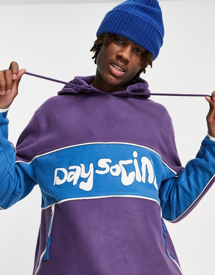 Knurre Sprog Serrated ASOS DESIGN ASOS Daysocial relaxed hoodie in polar fleece color block with  logo print in purple - ShopStyle