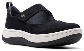 clarks air steppers