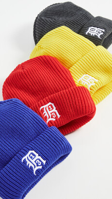 R 13 Beanie with Embroidery