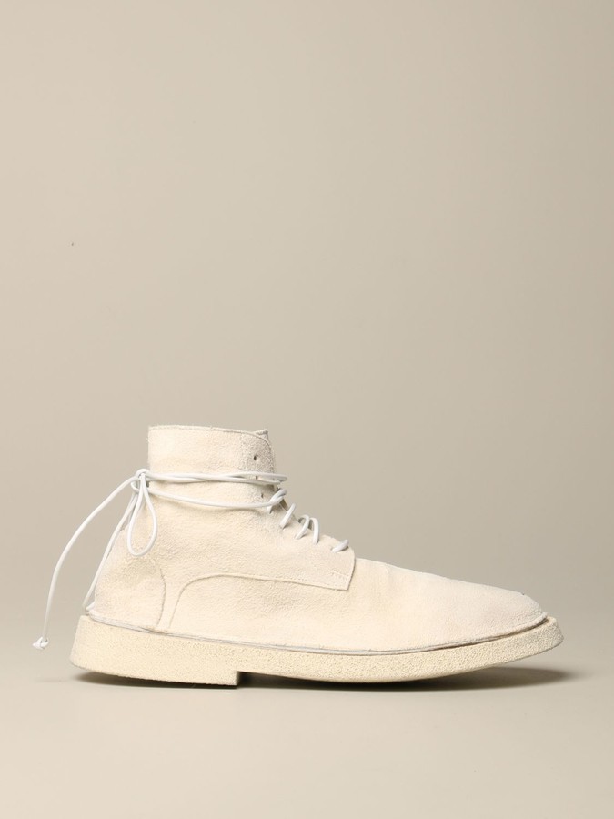 white chukka boots