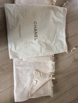 Chanel Paréo