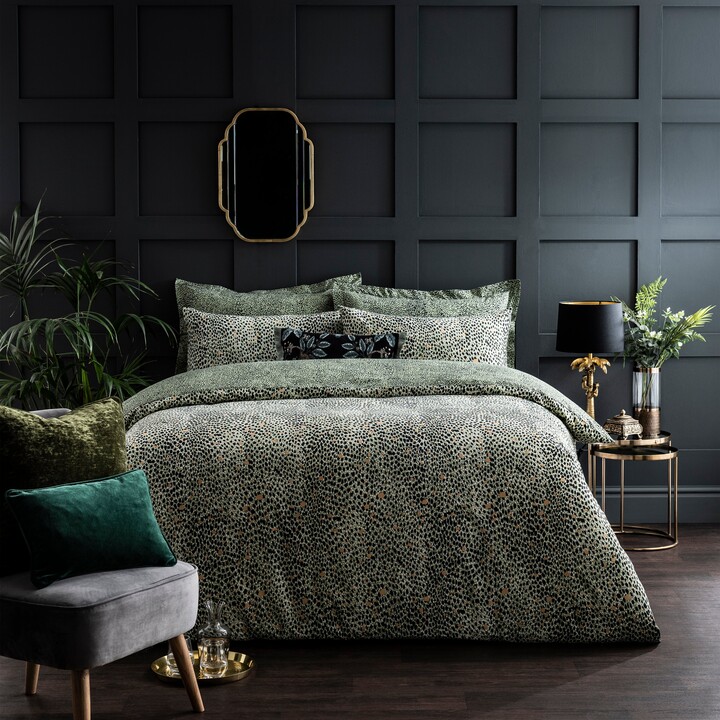 Dunelm Paradise Spot Green Duvet Cover and Pillowcase Set Green/Black