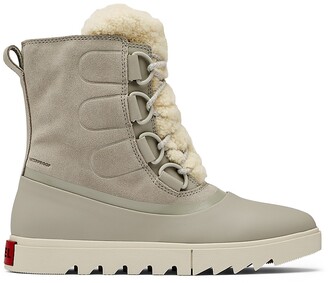white sorel boots