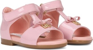 Dolce & Gabbana Children First Steps patent leather sandals
