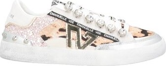 Emanuélle Vee Woman Sneakers