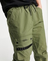 Thumbnail for your product : Topman relaxed signature cargo pants in khaki