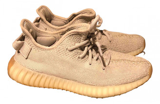 yeezy trainers beige