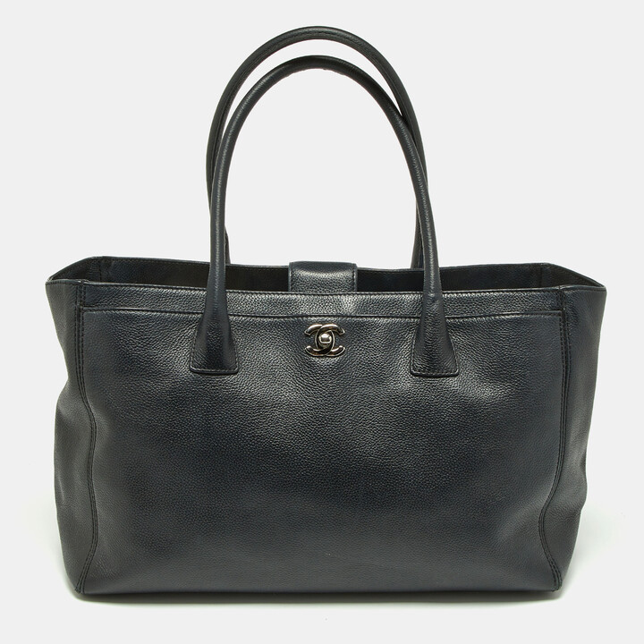 CHANEL Caviar Leather Cerf Shopper Bag Beige