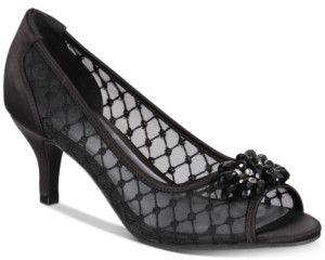 macy's low heel pumps