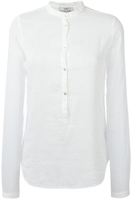 Forte Forte button up top