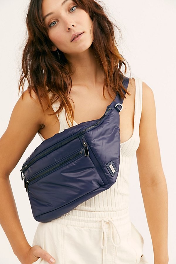 caraa sling bag