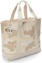 Thumbnail for your product : Gap Medium camo utility tote