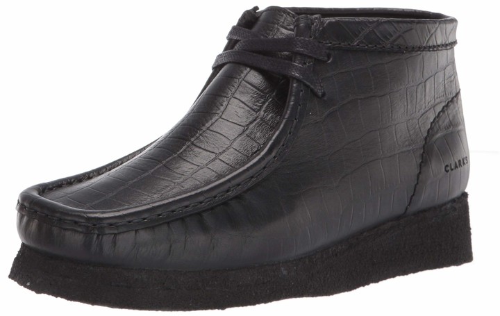 women's black clarks wallabees