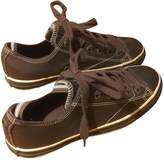 brown leather converse trainers