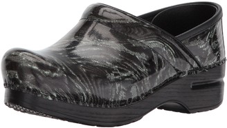 dansko professional mule