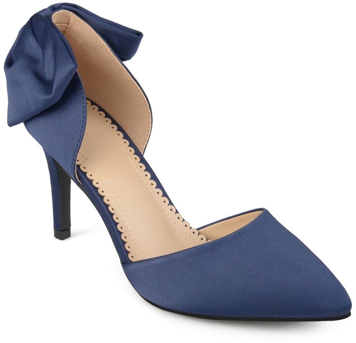closed toe navy blue heels