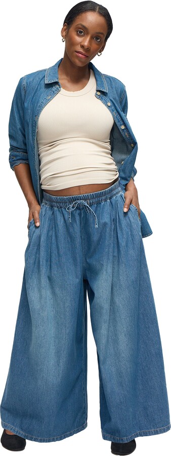 Ingrid & Isabel Maternity Loose Soft Denim Pant