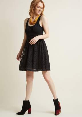 ModCloth Artisan Iced Tea Lace Dress in Black in 1X - Sleeveless Empire Waist Knee Length