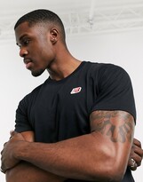 Thumbnail for your product : New Balance small logo t-shirt in black