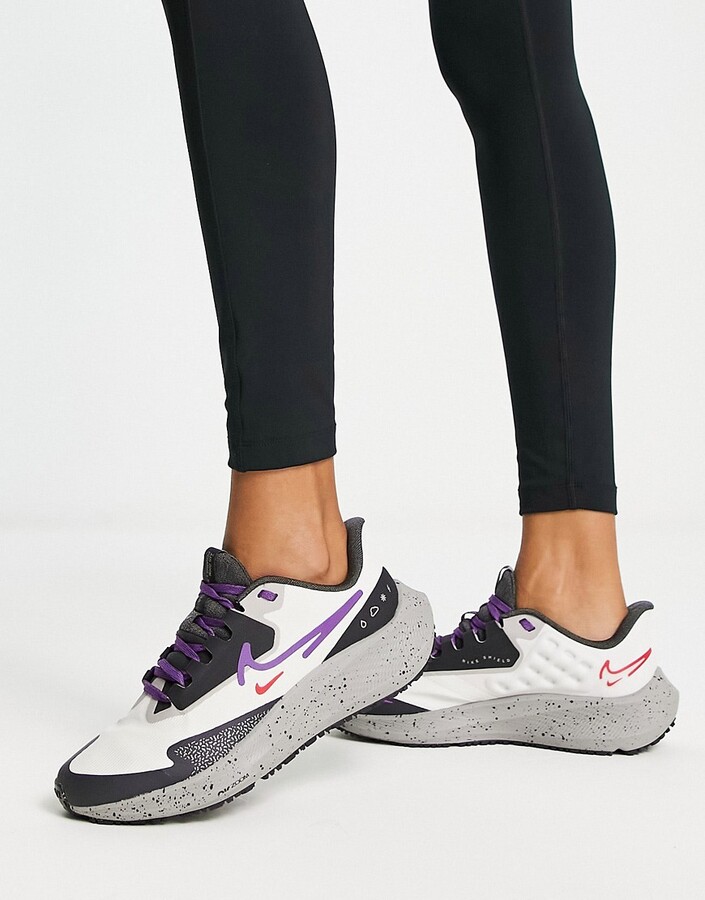 nike pegasus shield women's