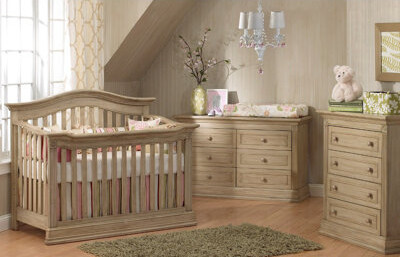 Baby Cache Montana Convertible Standard Nursery Furniture Set