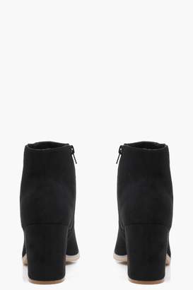 boohoo Hannah Pointed Toe Ankle Boot