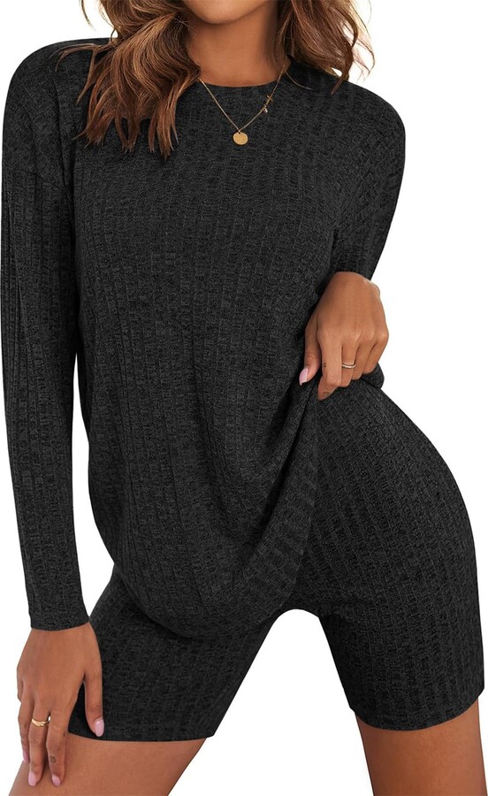 SotRong Ribbed Lounge Wear Sets for Women Uk Two Piece Outfit Ladies  Tracksuit Set Comfy Oversized Long Sleeve T-shirt and Shorts Leisure Wear  Sets Black 2XL - ShopStyle
