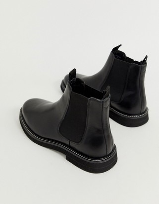 asos design chelsea boots in black leather with chunky sole