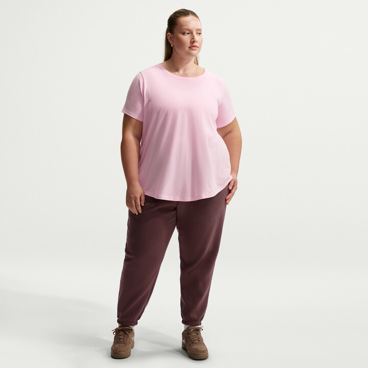 ladies nike plus size