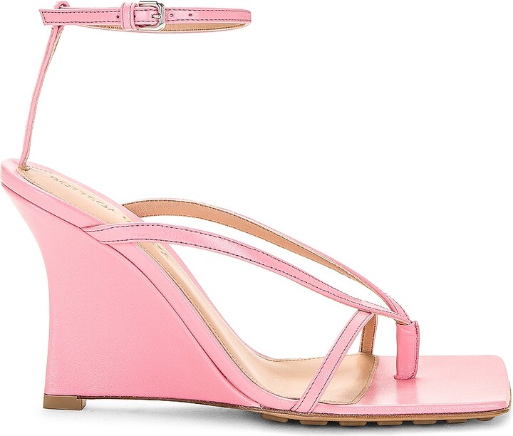 サンダル・ミュール BOTTEGA VENETA SS21 WEDGE SANDALS (658979_VBSD03492) レディース 高級革サンダル | Bottega Veneta® JP