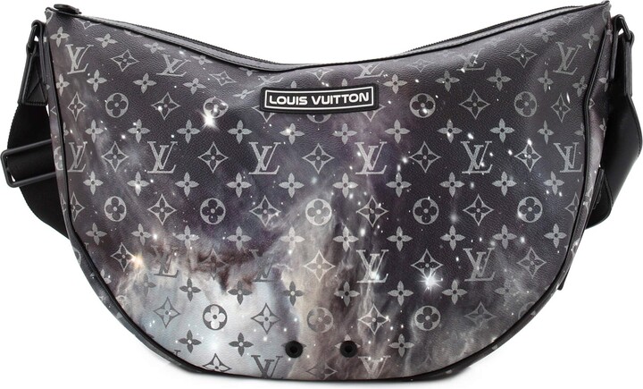 2009 Louis Vuitton Surya Monogram Hobo Bag Leather Limited Edition