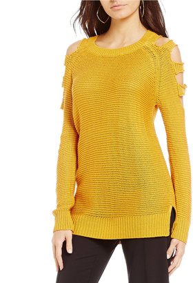 Gibson & Latimer Cold Shoulder Cut Out Sweater