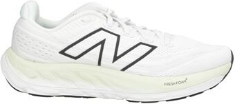 New Balance Vongo Man Sneakers