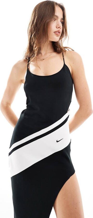 nike dress with hood