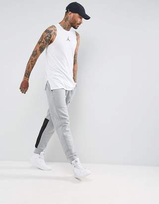 Jordan Nike 23 Tech Dry T-Shirt In White 838859-100